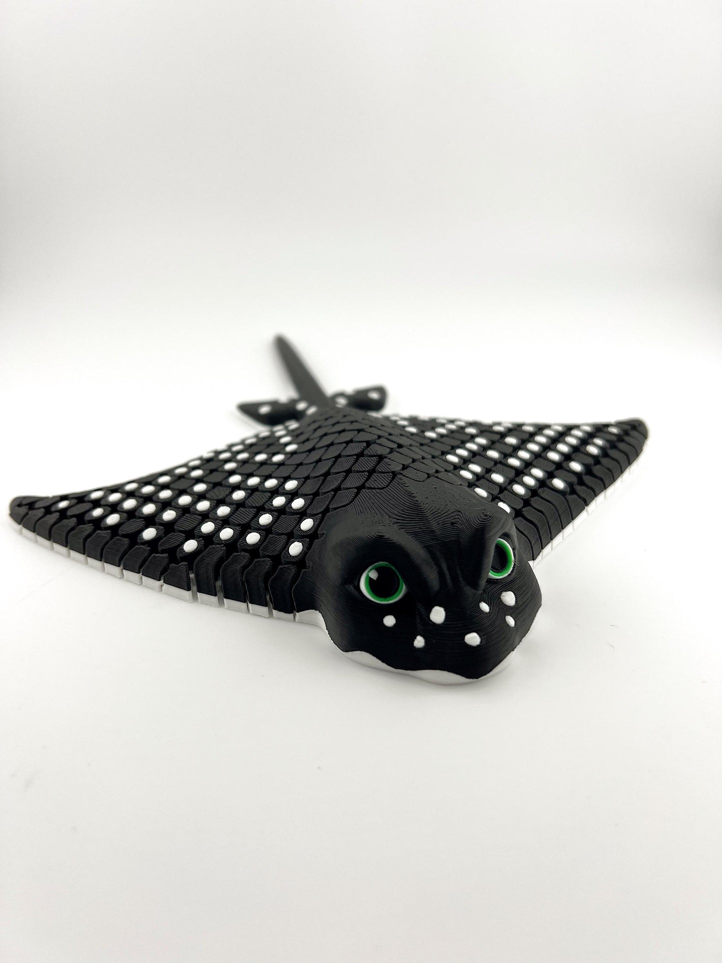 Cute Articulated Stingray Fidget Toy