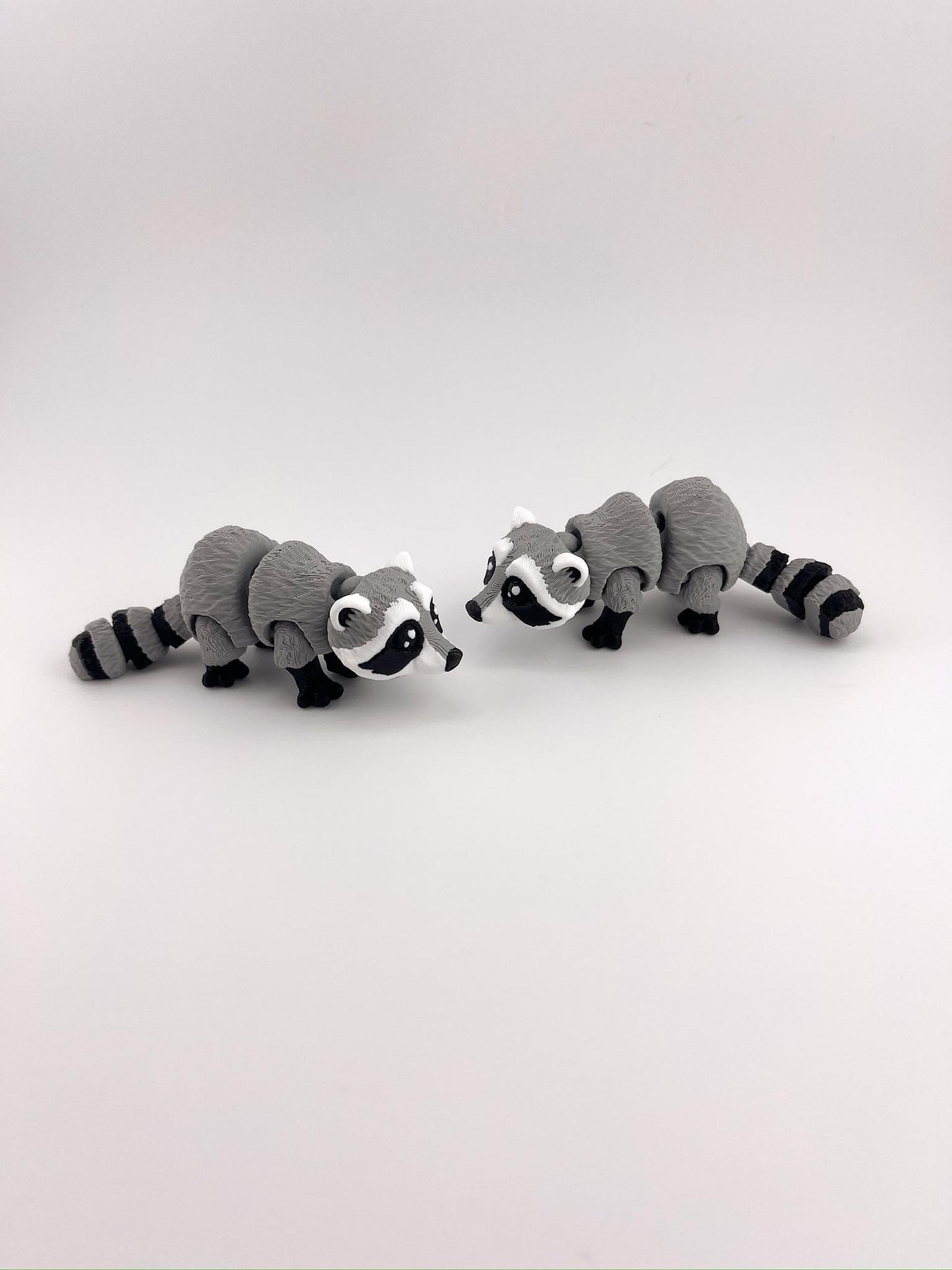 Cute Mini Fidget Animals - Articulated 3D Printed Fun for Desk Decor or Party Favors, Whimsical Gift for Animal Lovers